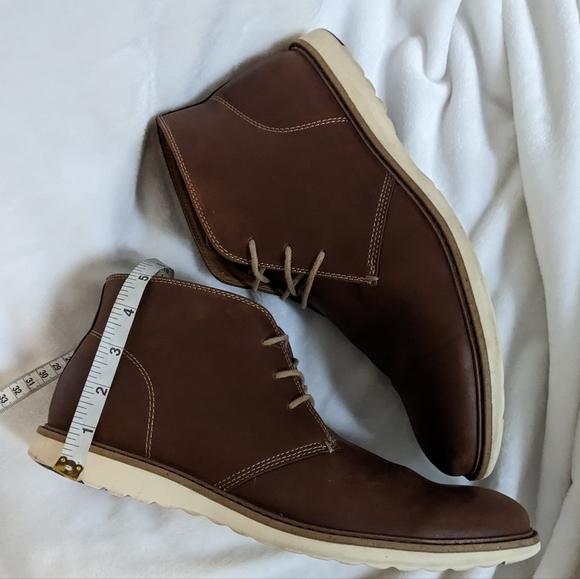 Aldo Smooth Brown Laced Chukka Boots